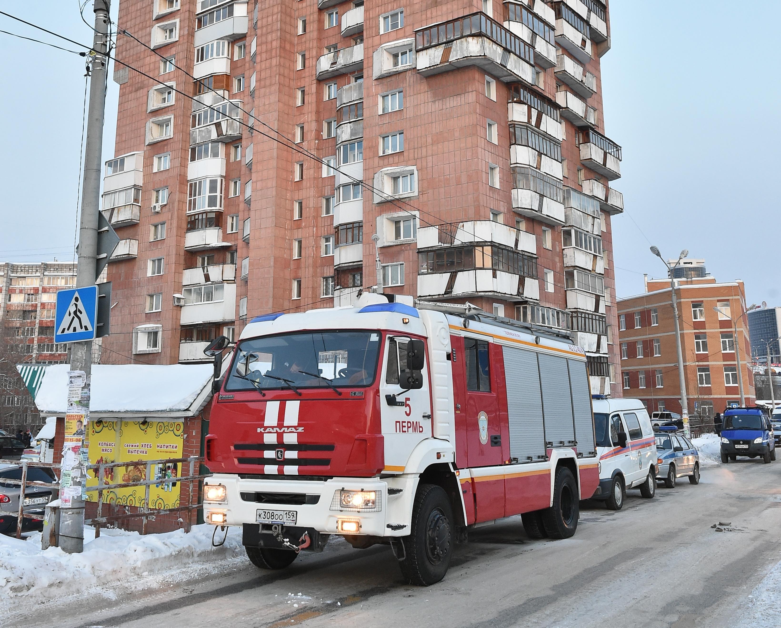 Жители дома на ул. Революции, 3/1 смогут вернуться в квартиры только через  полтора месяца | «Пятница»